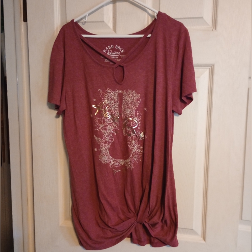 Hard Rock Guitar Company Women's Maroon Graphic Top Size XXL